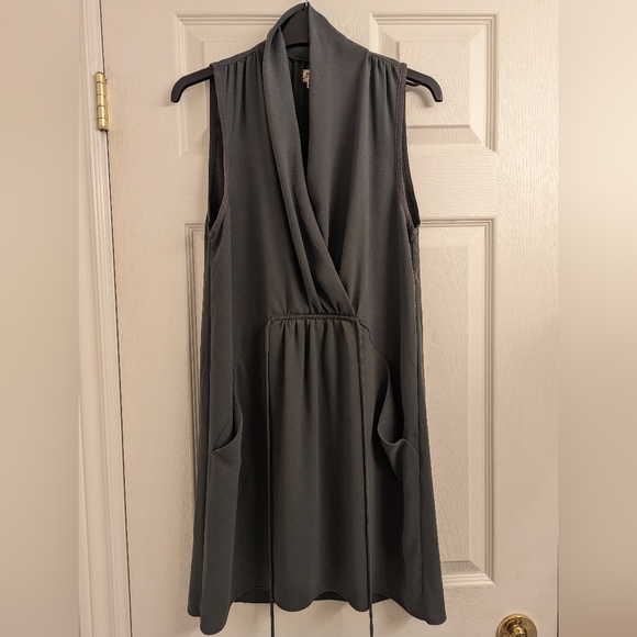 Aritzia Sabine Dress Size Small - Picture 3 of 7